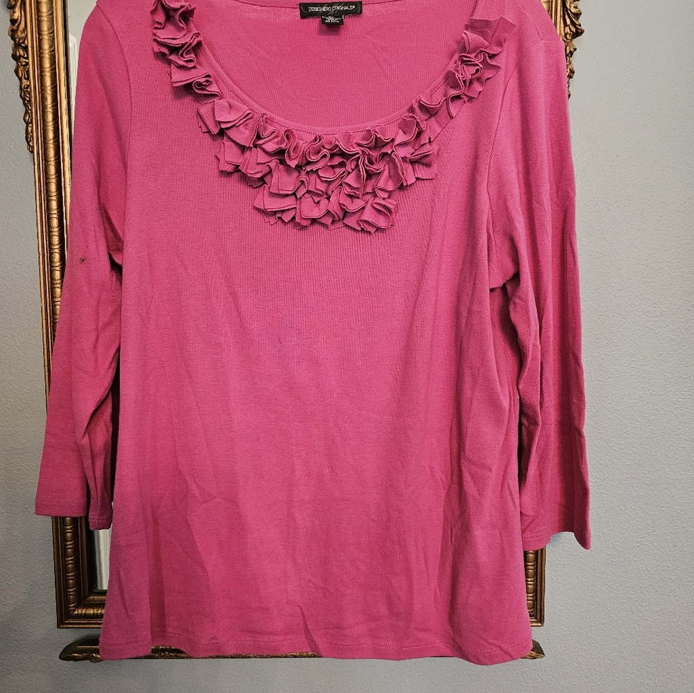 Long sleeve fuchsia ruffle top